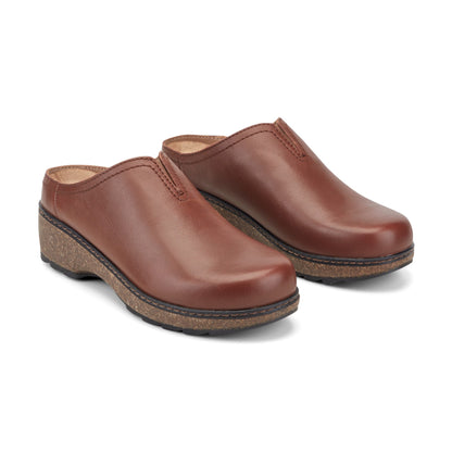 Kolia Round Toe Slip-on Casual Clogs - Earth Shoes Exclusive
