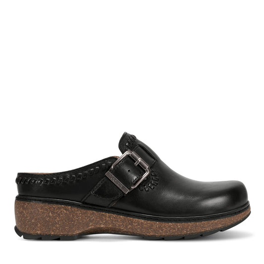 Kay Round Toe Slip-on Casual Clogs - Earth Shoes New