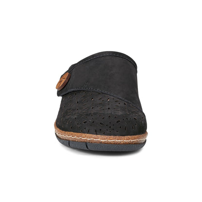 Erinn Round Toe Casual Slip-on Flat Clogs - Earth Shoes Trending
